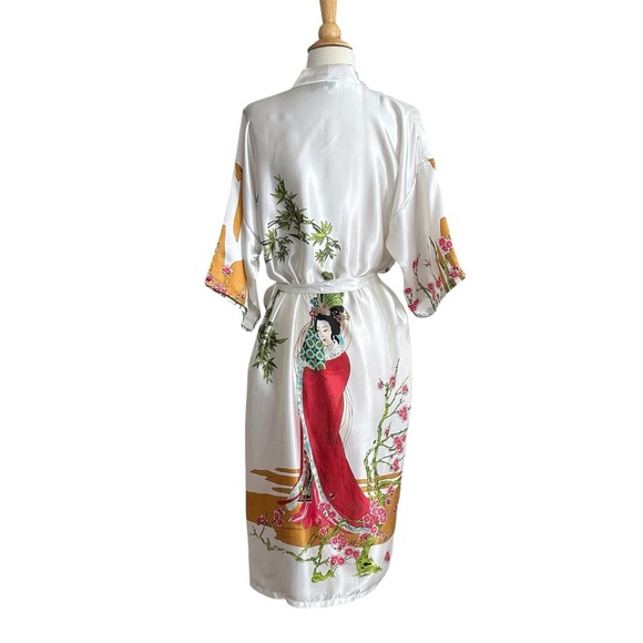 Asian Inspired Geisha Print White Satin Kimono Robe Topper Modern Bohemian M - Picture 6 of 13